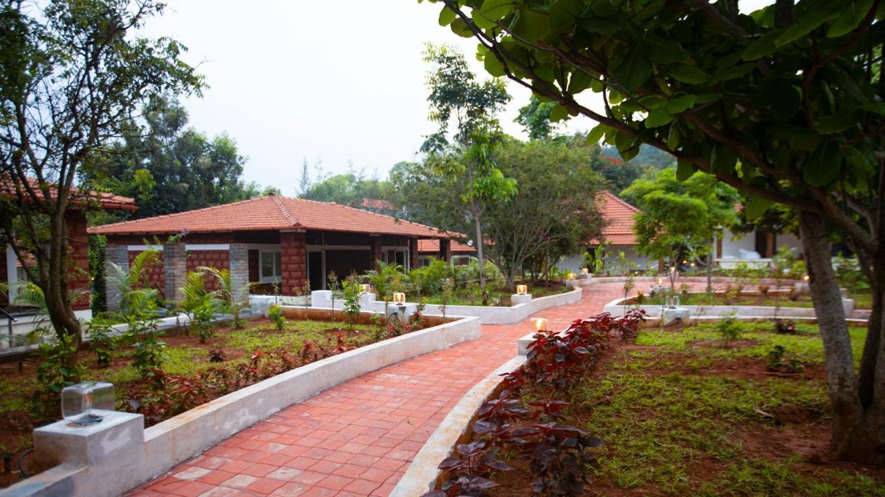Aara Jungle Resort Coimbatore Exterior foto